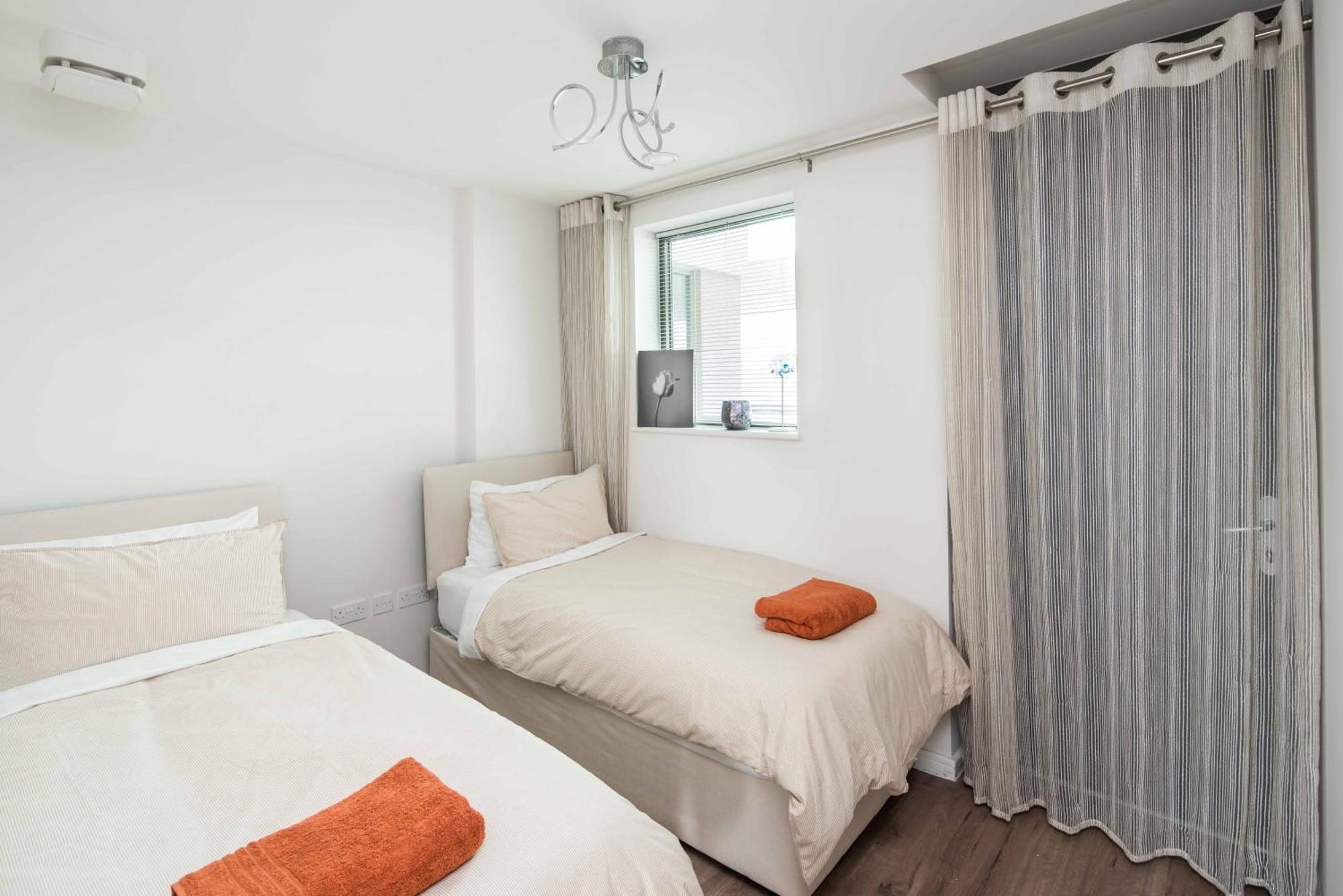 Canning Town -2 Bed Luxury Apartment London Exterior foto